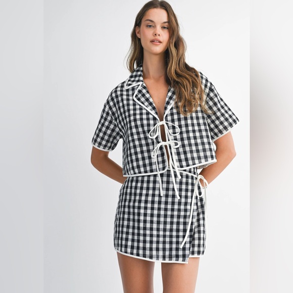 Checkmate Piped Gingham Set